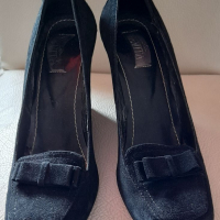 Обувки на платформа от естествен велур , снимка 1 - Дамски елегантни обувки - 36567458