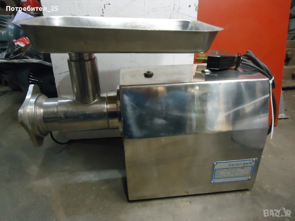 Професионална месомелачка ТC - 22, снимка 1