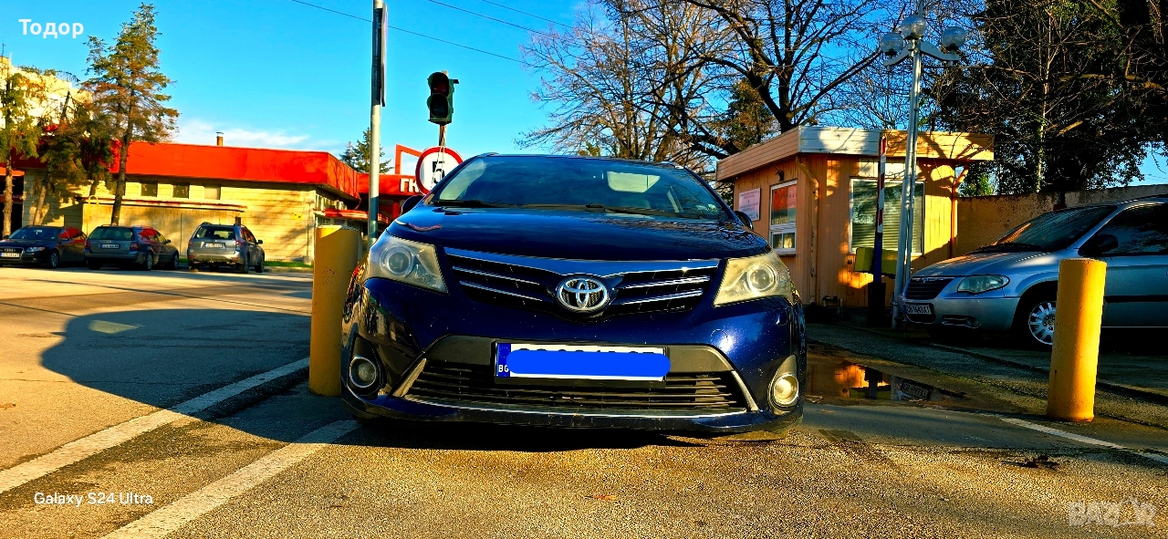 Тойота Авенсис, снимка 1