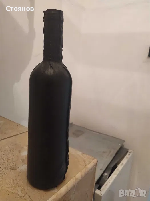 Бутилка облечена с естественна кожа, снимка 1