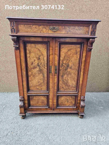 Шкаф в стил Бидермайер с интарзия, снимка 1