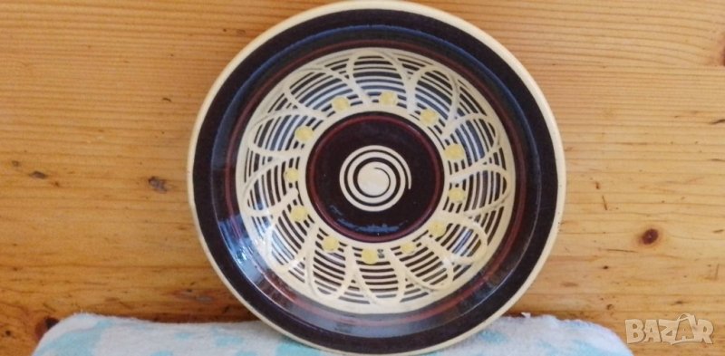 Керамична чиния за стена, маркировка "Керемедчиева", снимка 1