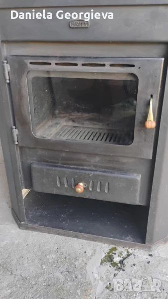 Камина Прити с водна риза, снимка 1