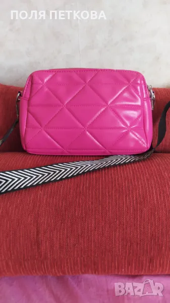 Цикламена чантичка, снимка 1