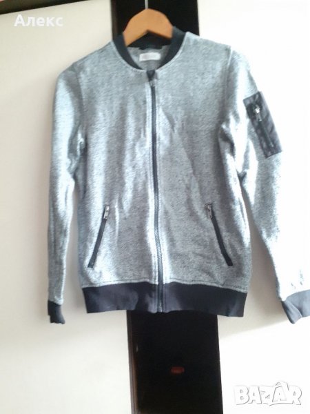 Марков юношески суичър , снимка 1