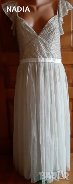 Рокля с тюл и мъниста, снимка 1