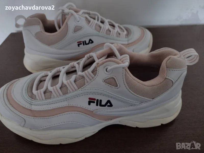 ДАМСКИ ЕЖЕДНЕВНИ МАРАТОНКИ СНИКЕРСИ FILA RAY LOW WMN 1010562-02 Y, снимка 1