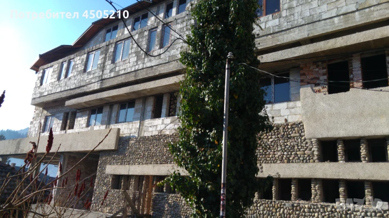 Продавам Хотел в гр. Тетевен, център, снимка 1