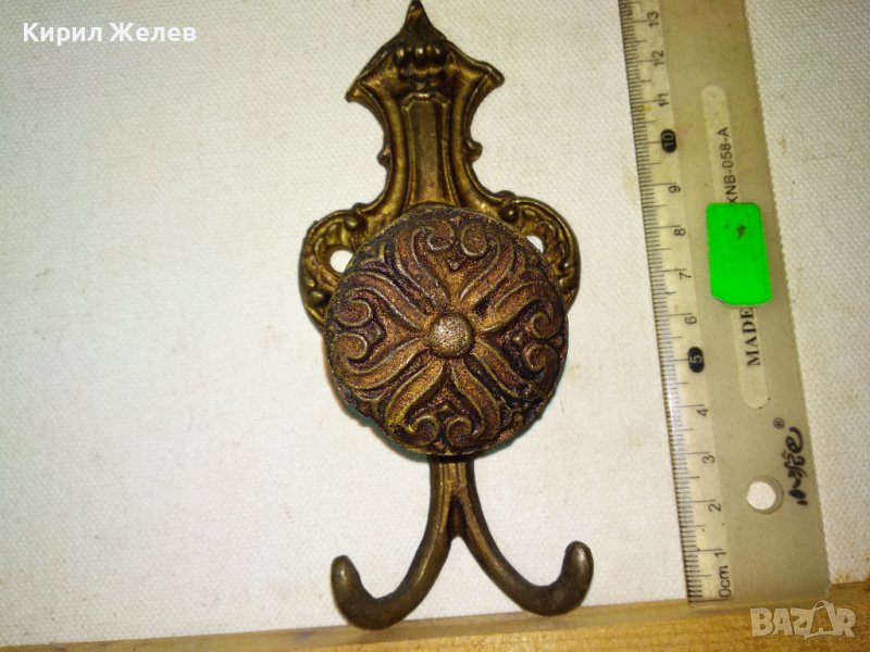 СТАРА КРАСИВО СТИЛНО ОРНАМЕНТИРАНА БРОНЗОВА РЕТРО ЗАКАЗАЛКА За ПОРТМАНТО 42762, снимка 1