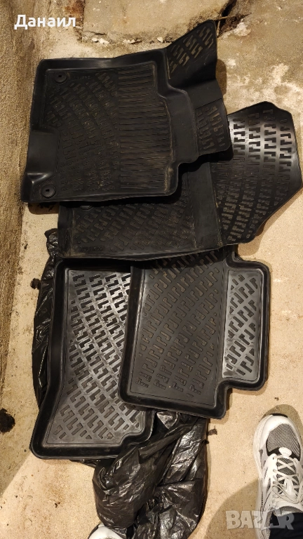 Гумени стелки за KIA Sportage 22-25, снимка 1