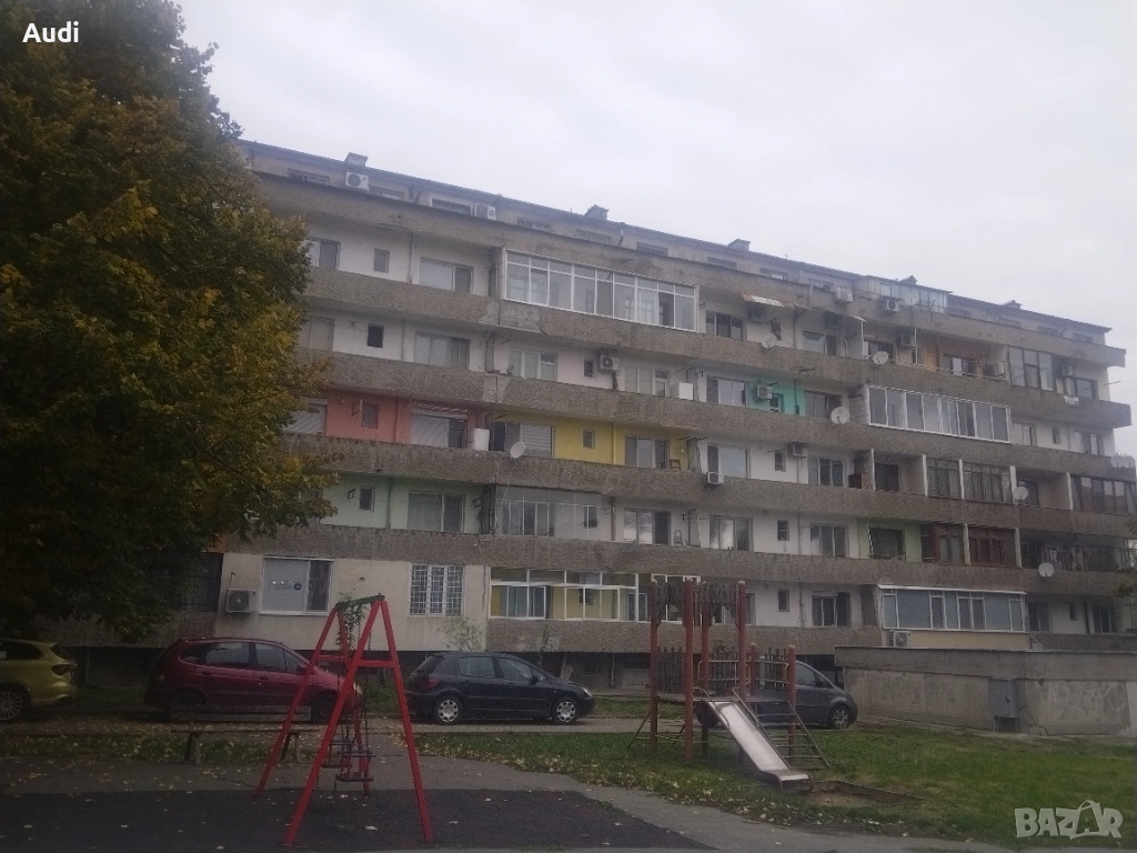 Давам под наем таванско ателие за съхранение на багаж, лични вещи Идеален център на гр. Разград, снимка 1