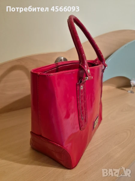 Продавм червена чанта Martini, снимка 1
