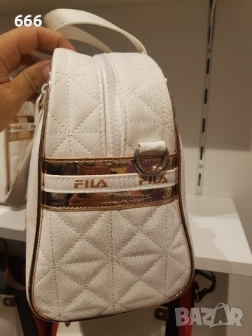 чанта , снимка 5 - Чанти - 43422953