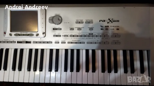Продавам клавир Korg pa 1x pro, снимка 2 - Синтезатори - 49532000