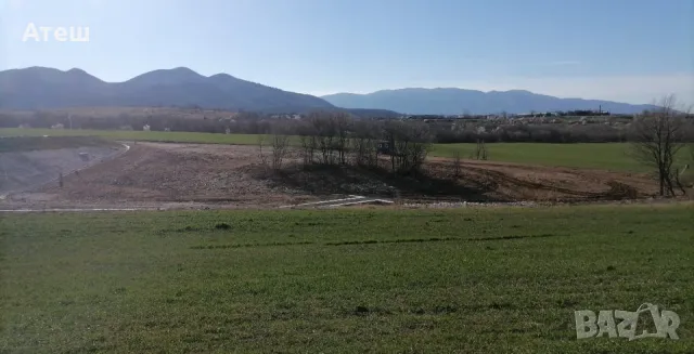 земя нива 10 дка в с. Новаково , снимка 4 - Земеделска земя - 49779988