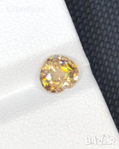 Циркон натурален сърце ♥️ 