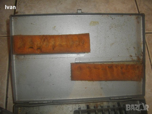 1982г-СССР/Руска Ръчна Реверсивна Отвертка с Накрайници-Комплект-Метална Кутия-Професионален-18Части, снимка 9 - Отвертки - 43326027