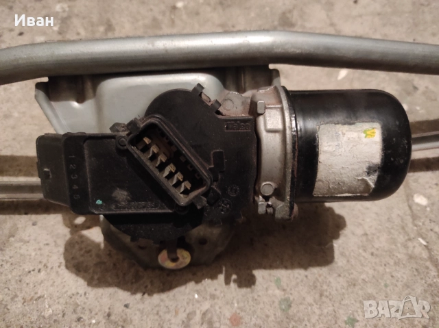 Рамо на чистачки с моторче за рено, снимка 4 - Части - 52461793