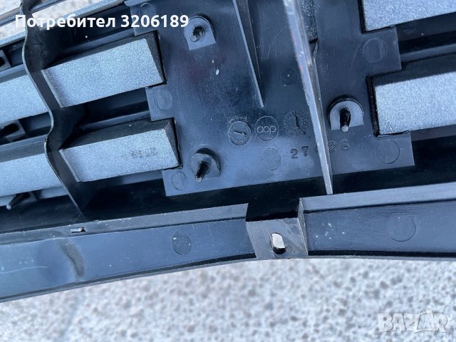 Решетка с емблема за Пежо 205, снимка 3 - Части - 40211926