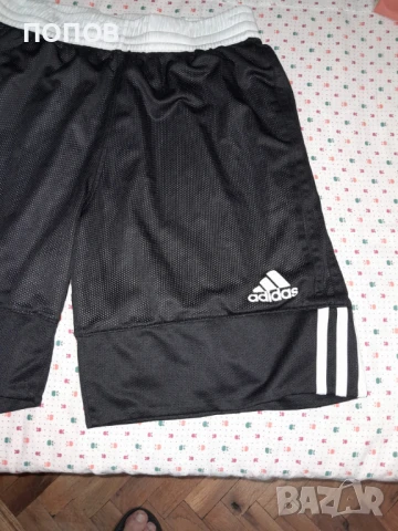 Оригинални Къси панталони Adidas-L, снимка 3 - Къси панталони - 51007329