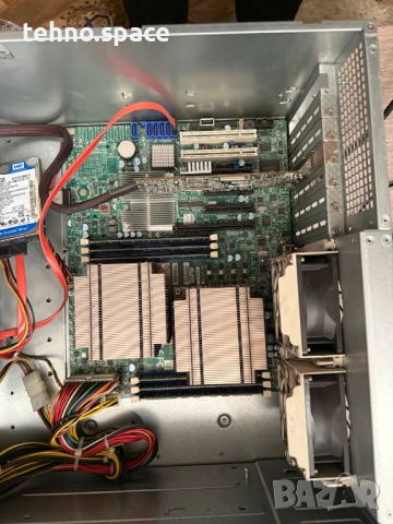 Сървър SuperMicro  - много подходящ за Дата База, снимка 5 - Работни компютри - 52188264
