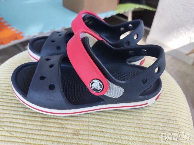 сандали Crocs Dyno, снимка 2 - Детски сандали и чехли - 43725643