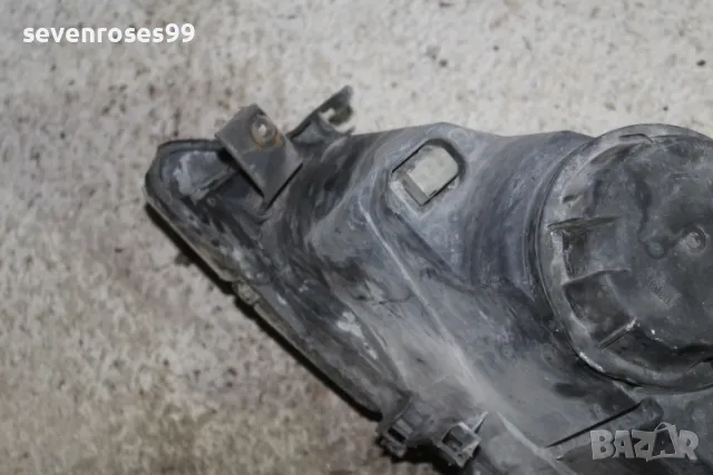 Фар десен  2 Пежо 307 св комби 2002 1.6i Peugeot 307SW, снимка 10 - Части - 48252975