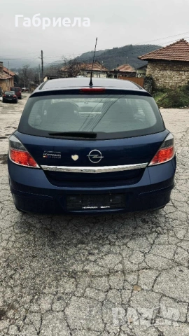 Opel Astra , снимка 4 - Автомобили и джипове - 53085892
