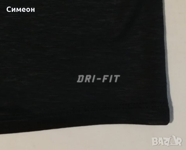 Nike DRI-FIT оригинален потник M Найк черен потник топ спорт тениска, снимка 6 - Спортни екипи - 28960734