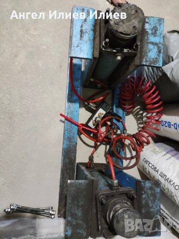 Продавам въздушен канален крик повдигач, снимка 6 - Други инструменти - 52475409