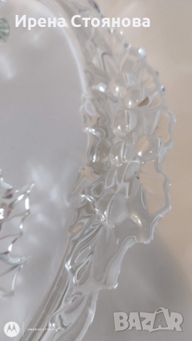 Кристален поднос за торта Holiday Bloom by Mikasa Poinsettia, снимка 7 - Чинии - 44872982