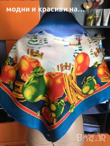 Копринен шал със зимни мотиви, снимка 4 - Шалове - 52378355