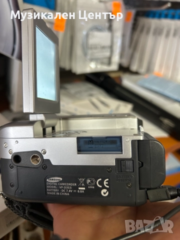 Видео камера Samsung VP D353i за ЧАСТИ , снимка 5 - Камери - 52987669