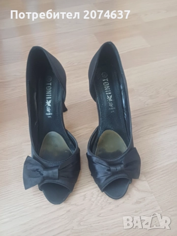 Продавам дамски обувки , снимка 2 - Дамски обувки на ток - 51644017