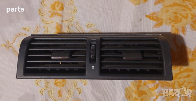 Средни Духалки Парно Мерцедес Е класа W210 N:2 - 2108300054 N, снимка 3 - Части - 40417010