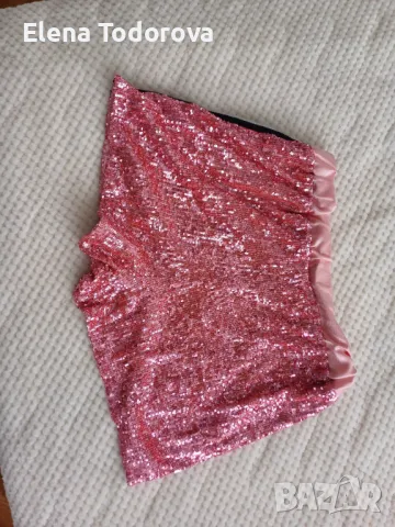 Къси пантолонки Guess, снимка 2 - Къси панталони и бермуди - 48893064