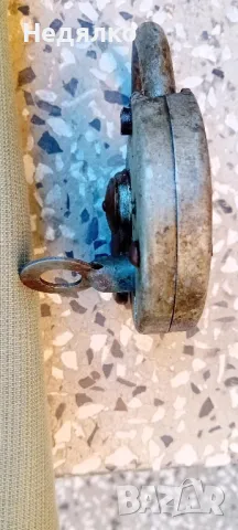 Стар голям катинар с ключ, снимка 3 - Други ценни предмети - 47668270