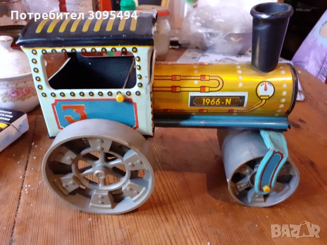 СТАРА ИГРАЧКА. ВАЛЯК. ЧЕХОСЛОВАКИЯ. МЕХАНИЧНА. 