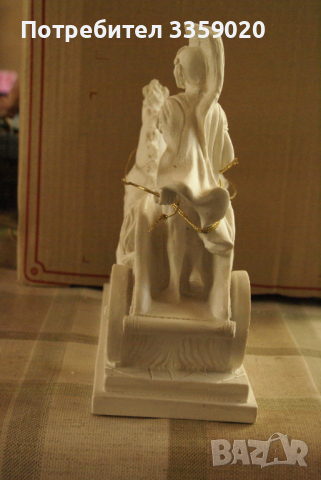 продавам керамична фигура, снимка 4 - Антикварни и старинни предмети - 36462351