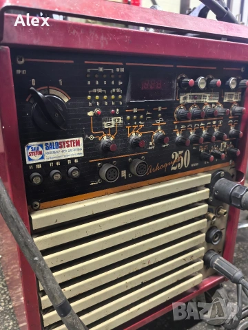 Продавам италиански заваръчен апарат AC DC, снимка 15 - Други машини и части - 53473002