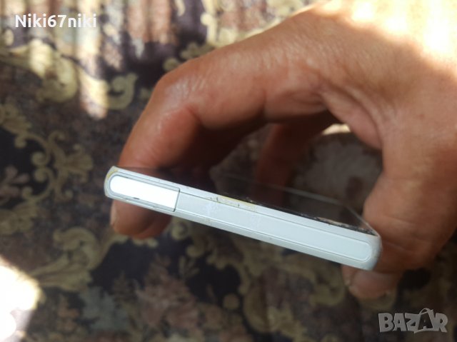 Sony Xperia Z Смарт телефон за ремонт, снимка 5 - Sony - 26229476