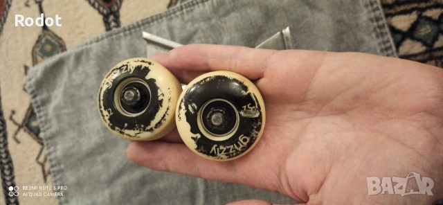 Скейтборд машинки/колесари Grizzly с колела,лагери и болтове., снимка 12 - Скейтборд, ховърборд, уейвборд - 53272374