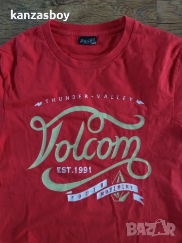 volcom - страхотна мъжка тениска, снимка 2 - Тениски - 36719816