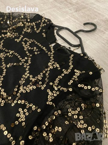 Черна рокля със златисти пайети, снимка 1