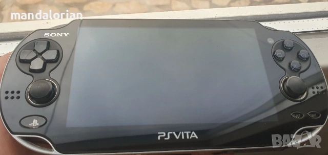 Sony PlayStation VITA модел 1000 в много добро състояние , снимка 3 - PlayStation конзоли - 53122764