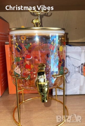 Стъклен диспенсър за напитки 2.6 L с коледен дизайн и златиста стойка, снимка 7 - Буркани, бутилки и капачки - 52081292