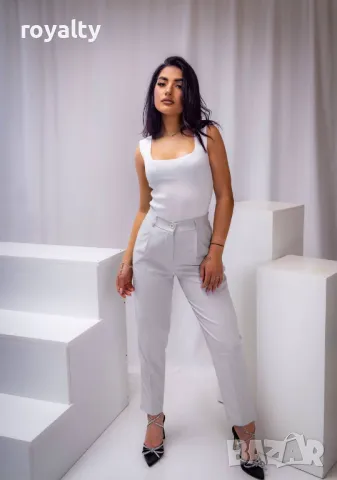 Бял дамски панталон 