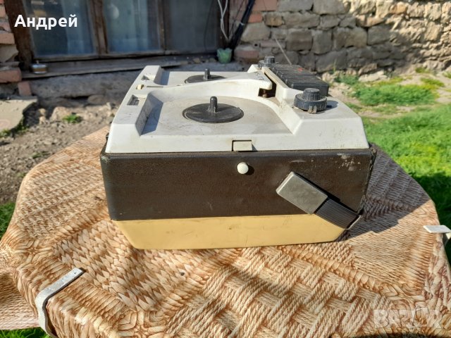 Стар магнетофон Lesa Renas R3, снимка 6 - Антикварни и старинни предмети - 40520929