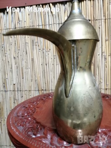 Стар бронзов арабски ибрик , снимка 5 - Антикварни и старинни предмети - 26283812