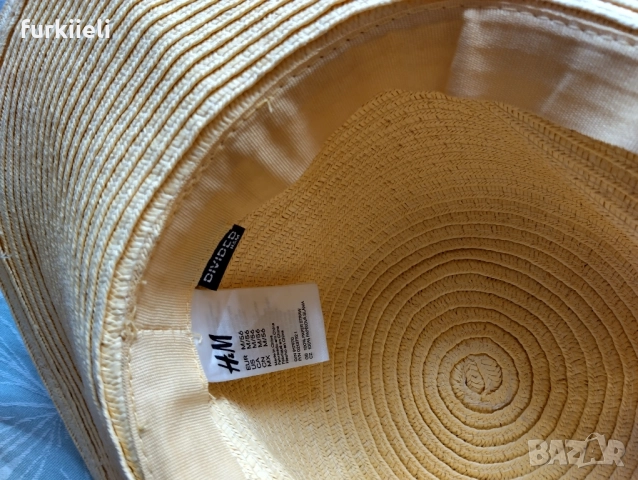 нова плажна кърпа+ шапка за плаж H&M, снимка 2 - Шапки - 52027541